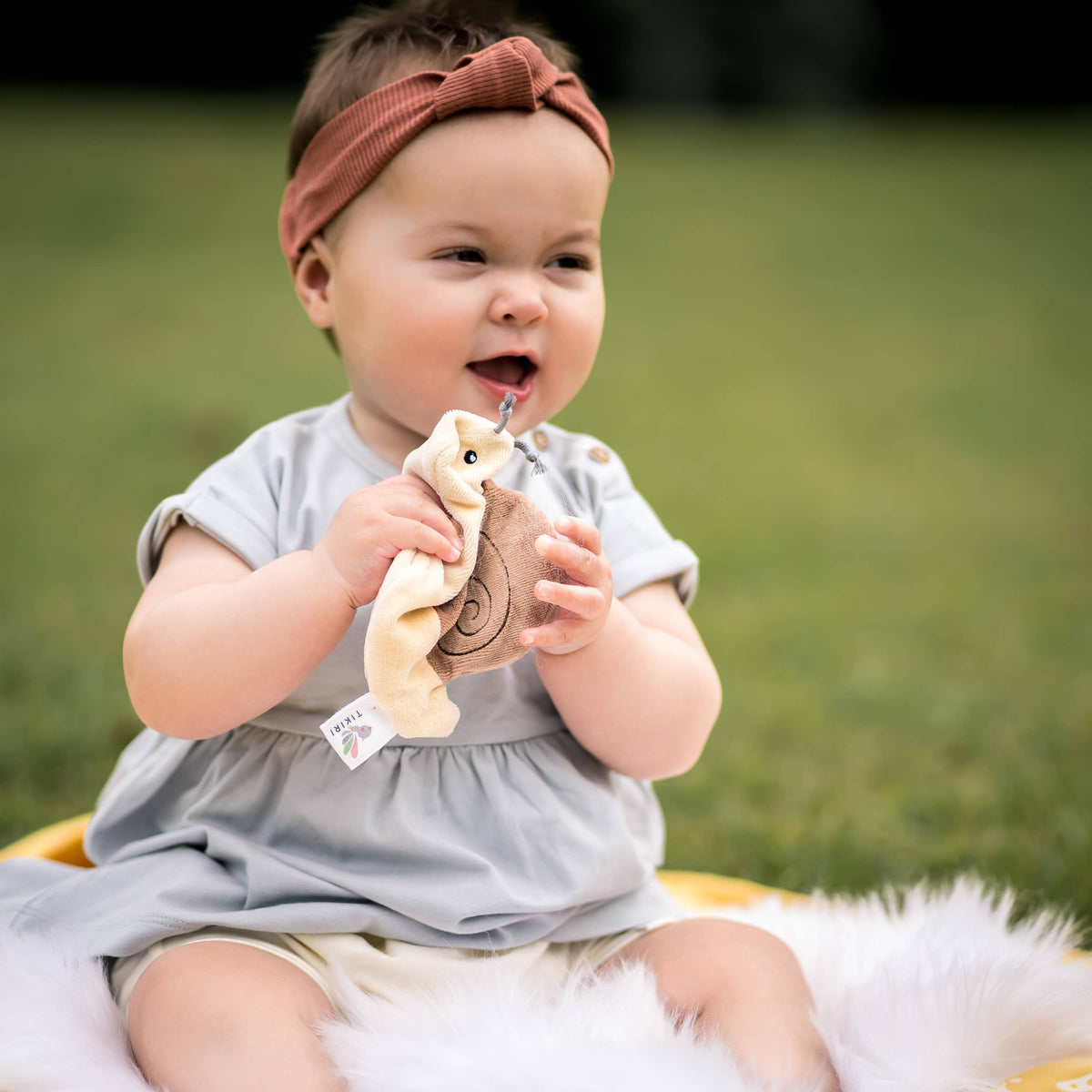 Scrunchies Snail Organic Fabric with Crinkle - Baby Dill