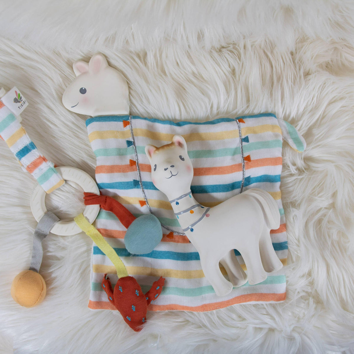 Lilith the Llama Organic Natural Rubber Teether Toy - Baby Dill