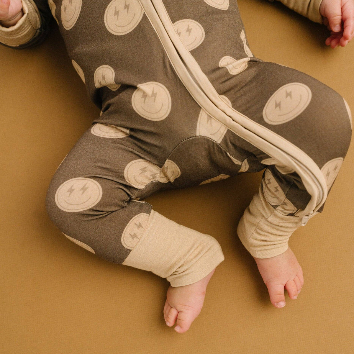 Neutral Smileys Double Zip Bamboo Sleeper