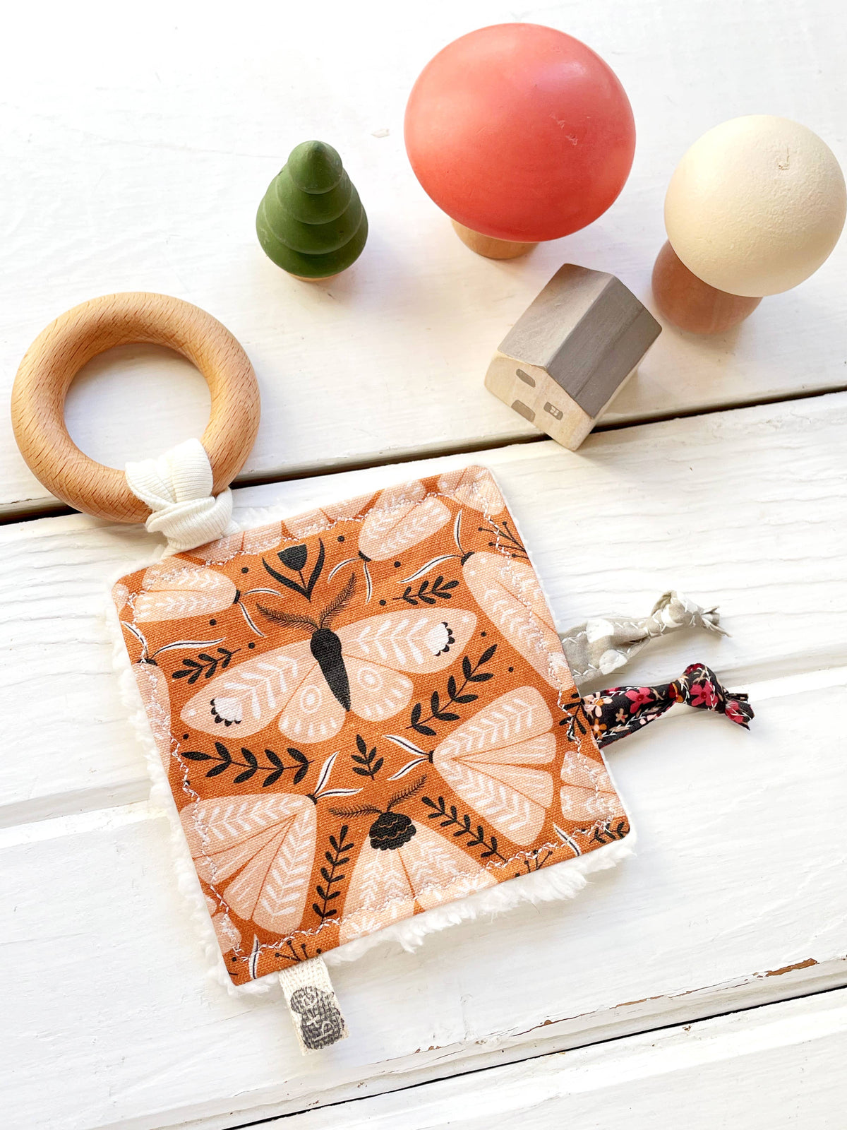 Teether Crinkle Tag Toy Folk Moth Canvas - Baby Dill
