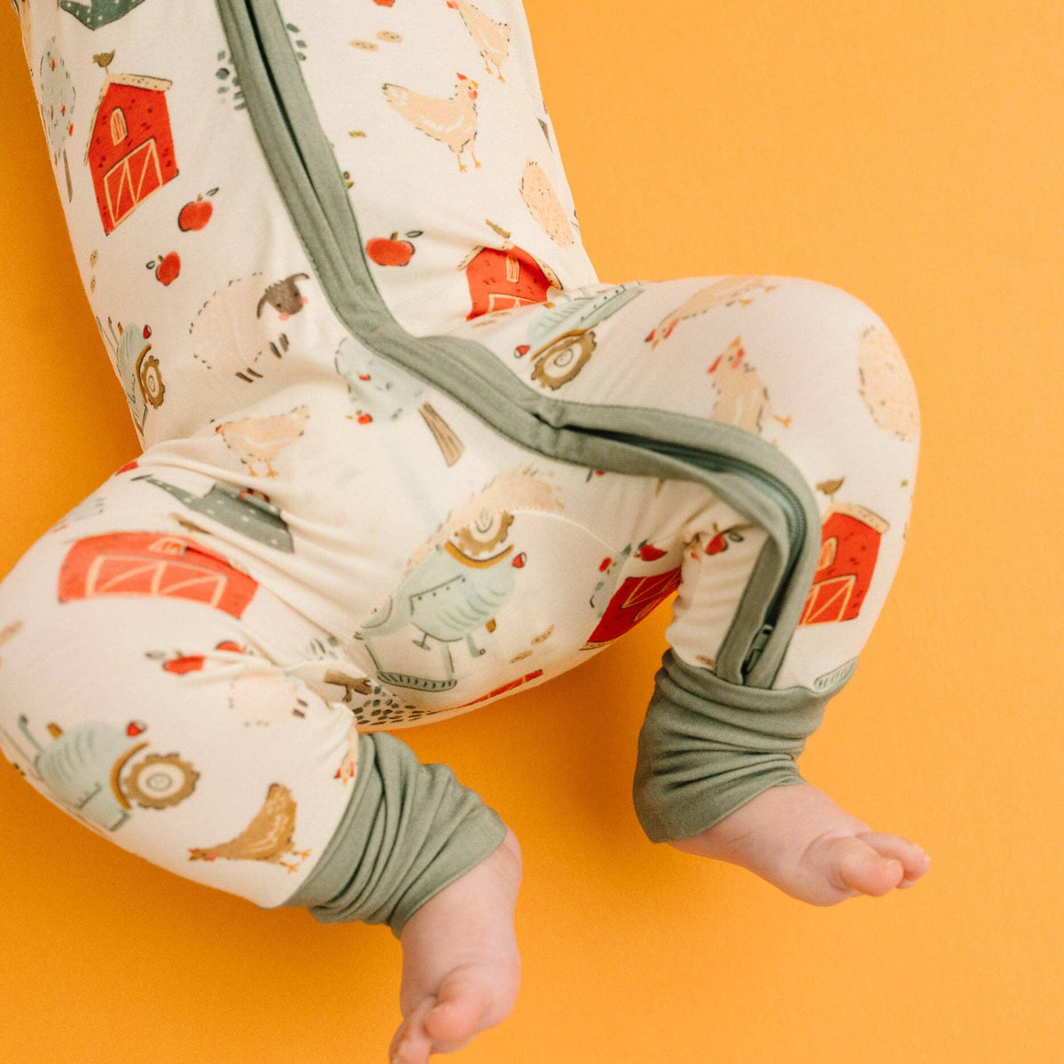 Farm Days Bamboo Double Zip Sleeper