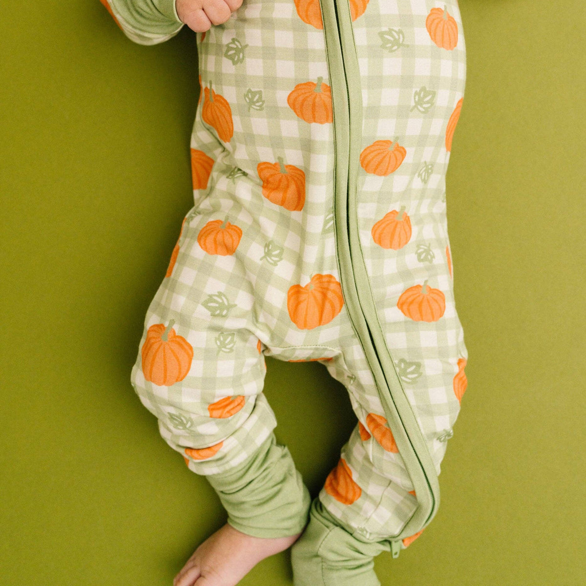 Pumpkin Picnic Double Zip Bamboo Sleeper