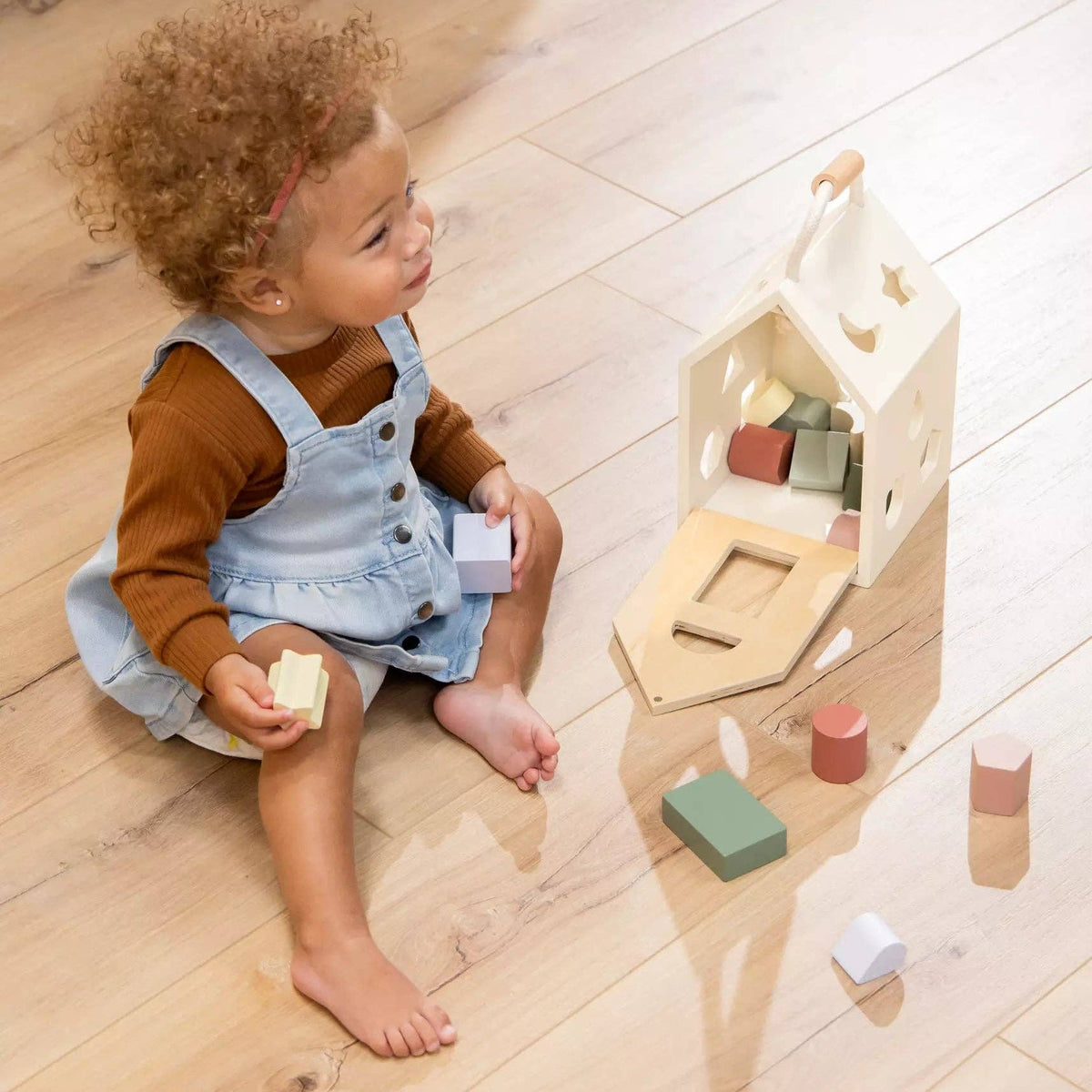 Coco Village - Wooden Shapes Sorting House - Baby Dill