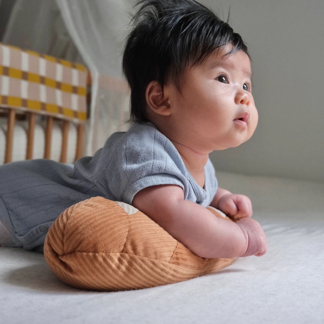 Tummy Time Baguette - Baby Dill