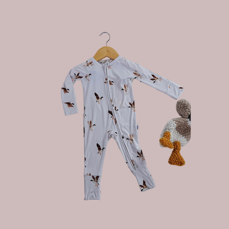 Organic Milk & Mallards 1 piece Zippy - Baby Dill