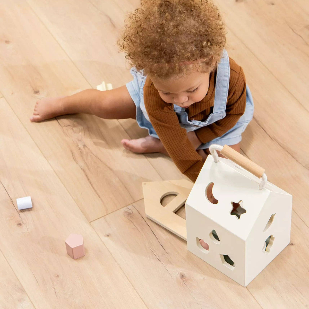 Coco Village - Wooden Shapes Sorting House - Baby Dill