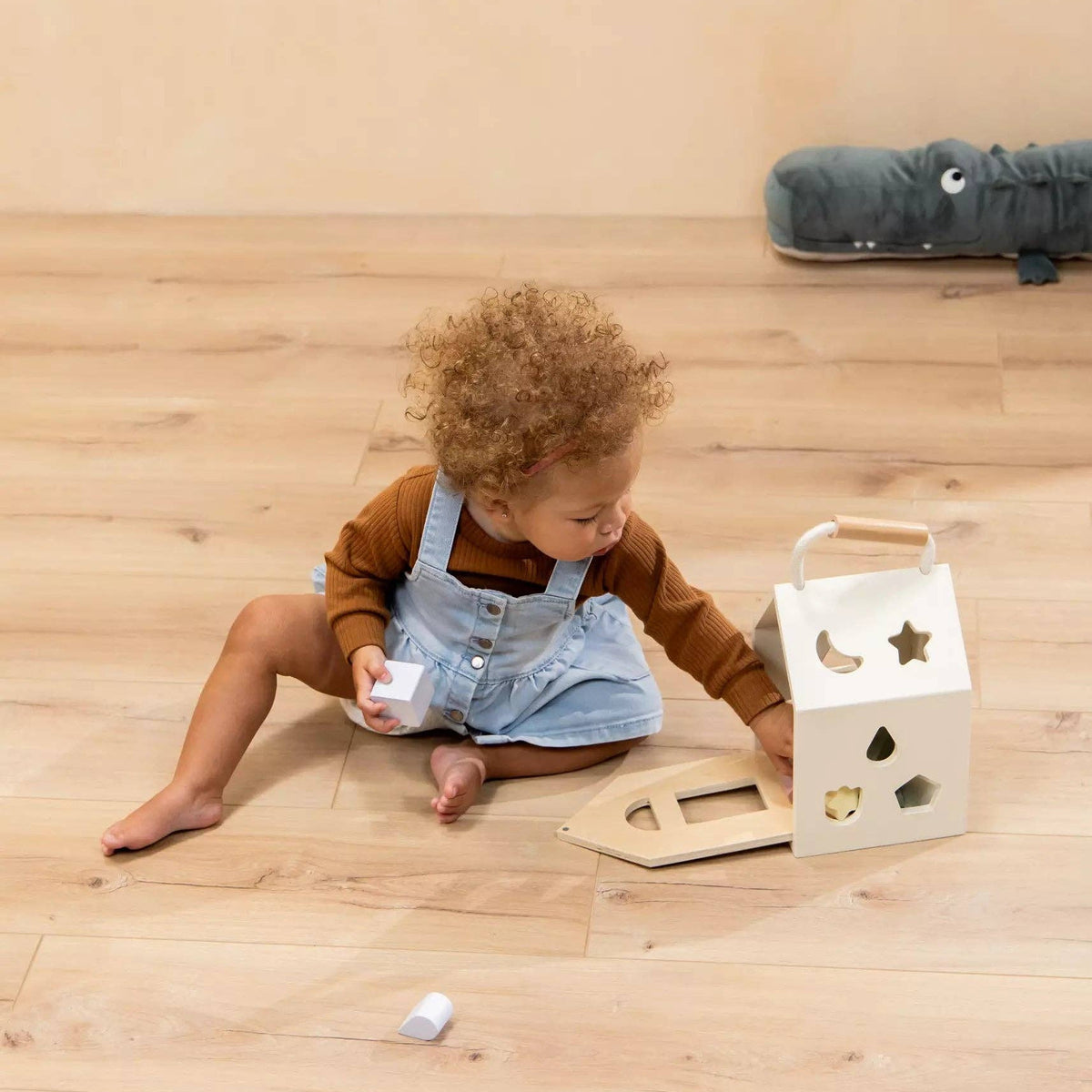 Coco Village - Wooden Shapes Sorting House - Baby Dill